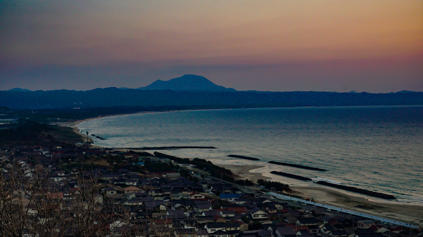 神の国 出雲 小田海岸産  天然 「ひょうたん石」 神の国 出雲 小田海岸産 天然 「ひょうたん石」